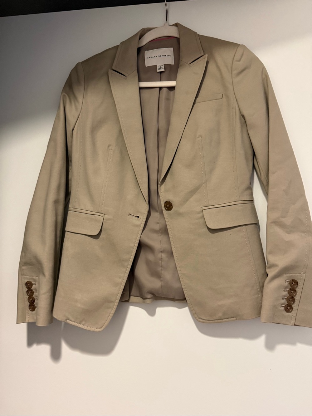 Banana Republic Women's Beige Single-Button suit jacket